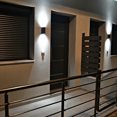 Savvas & Katerinas Appartments Neos Marmaras Exteriör bild