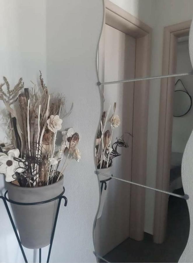 Savvas & Katerinas Appartments Neos Marmaras Exteriör bild